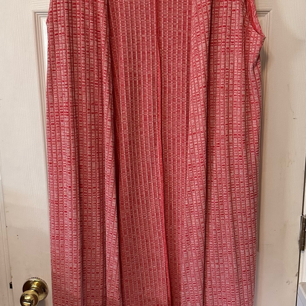 Outfit Bundle - LuLaRoe Joy & Capri Pants